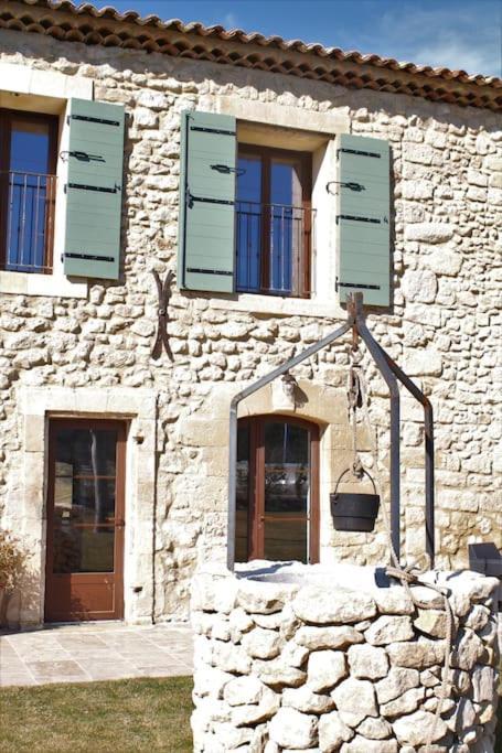 Mas En Campagne Villa Mallemort Exterior photo