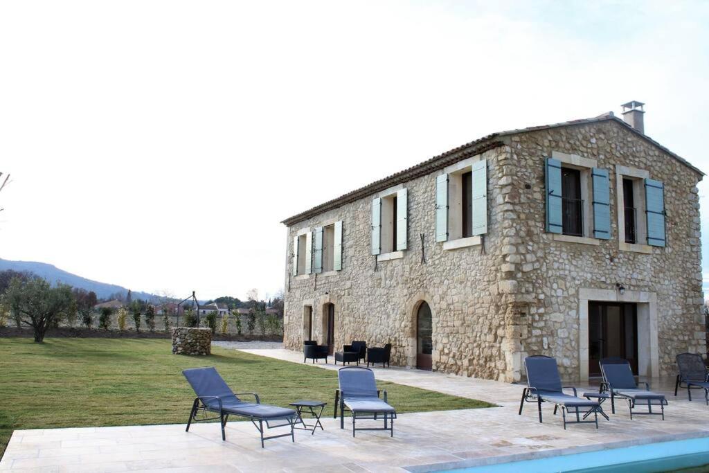 Mas En Campagne Villa Mallemort Exterior photo
